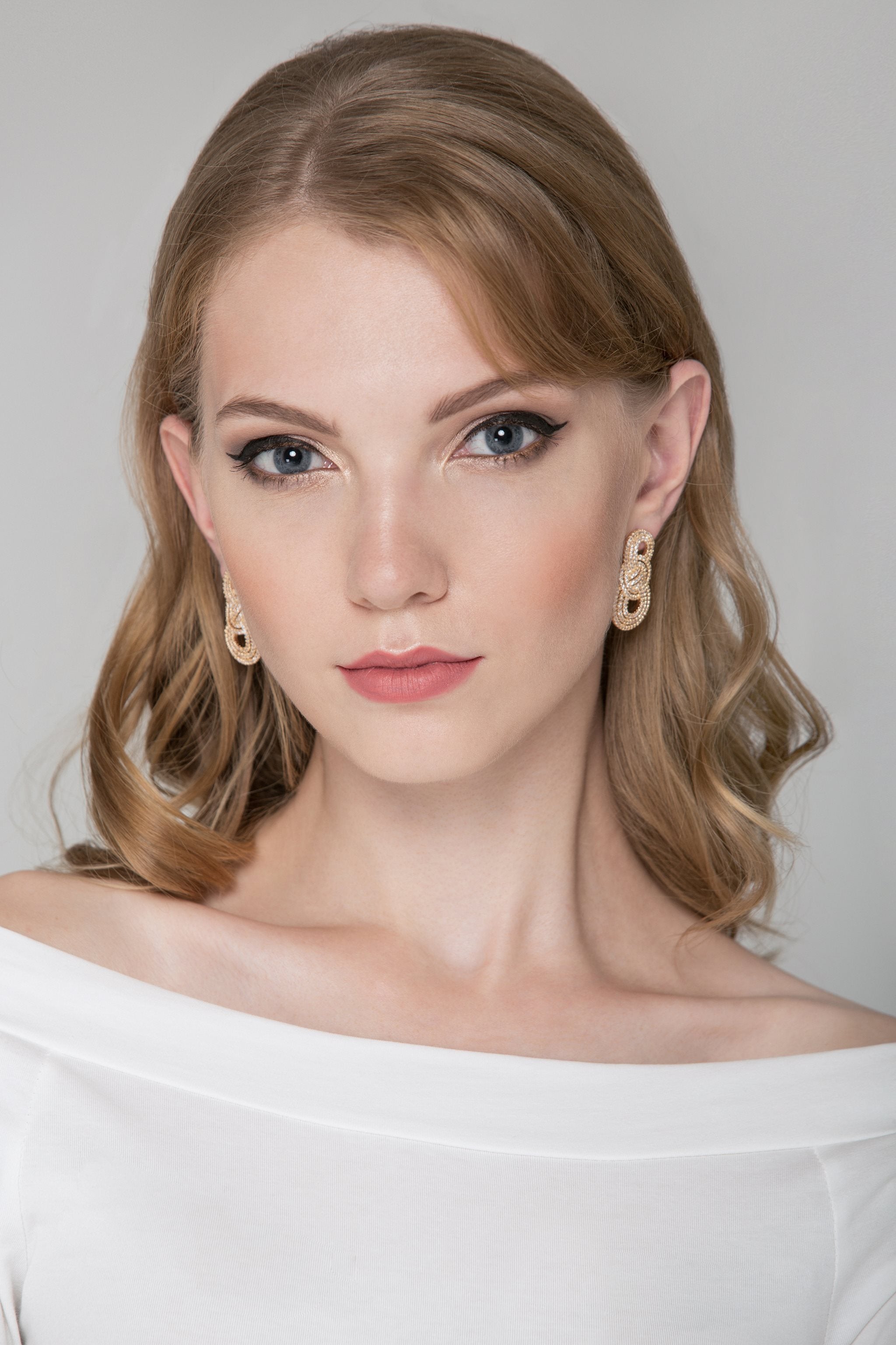 Gold Infinity Loop Diamond Earrings Gold Infinity Loop Diamond Earrings