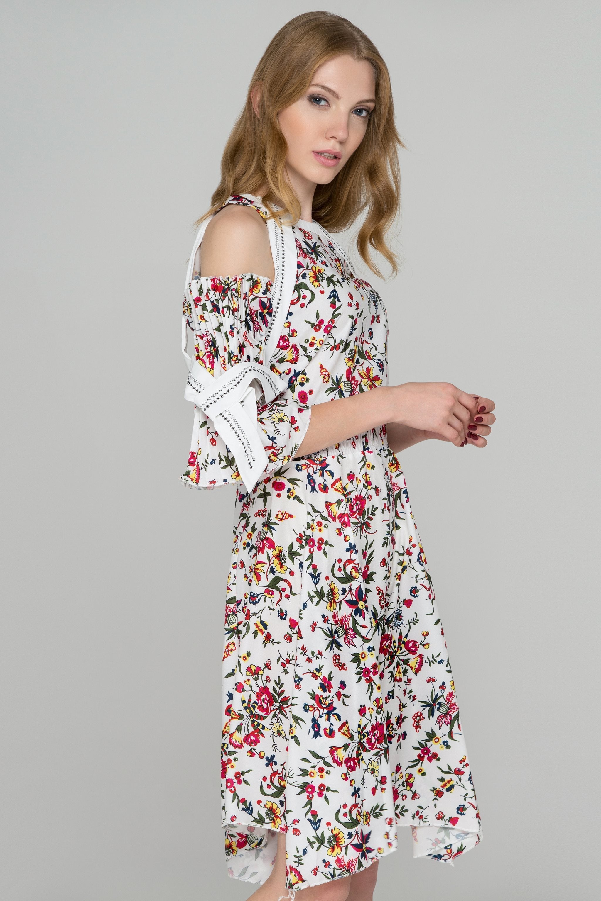 White Floral Print Pleated Sleeves Cold Shoulder Midi Dress White Floral Print Pleated Sleeves Cold Shoulder Midi Dress