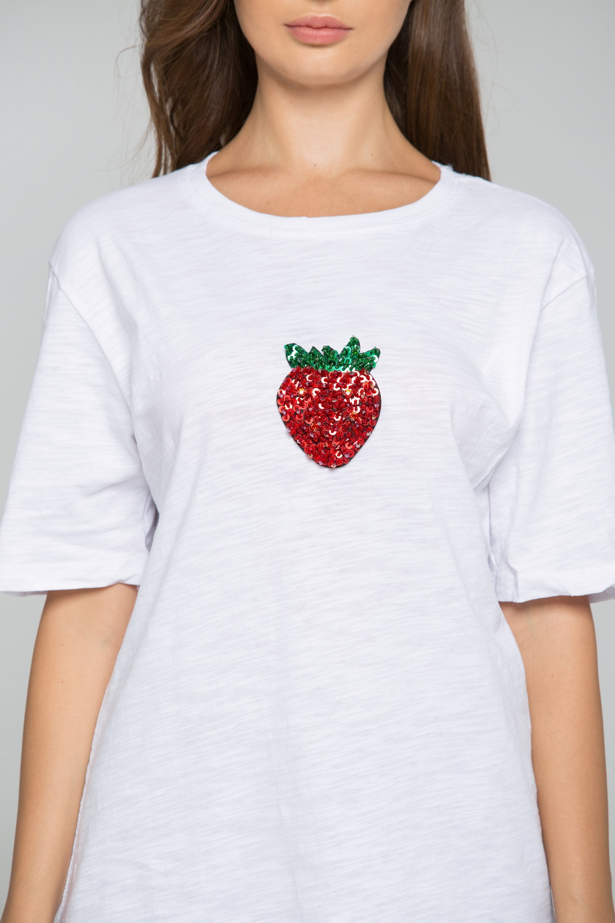 White Strawberry Sequin Short Sleeve Casual Tee White Strawberry Sequin Short Sleeve Casual Tee