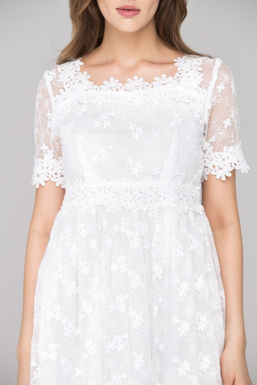 White Embroidered Soft Tulle Maxi Dress White Embroidered Soft Tulle Maxi Dress