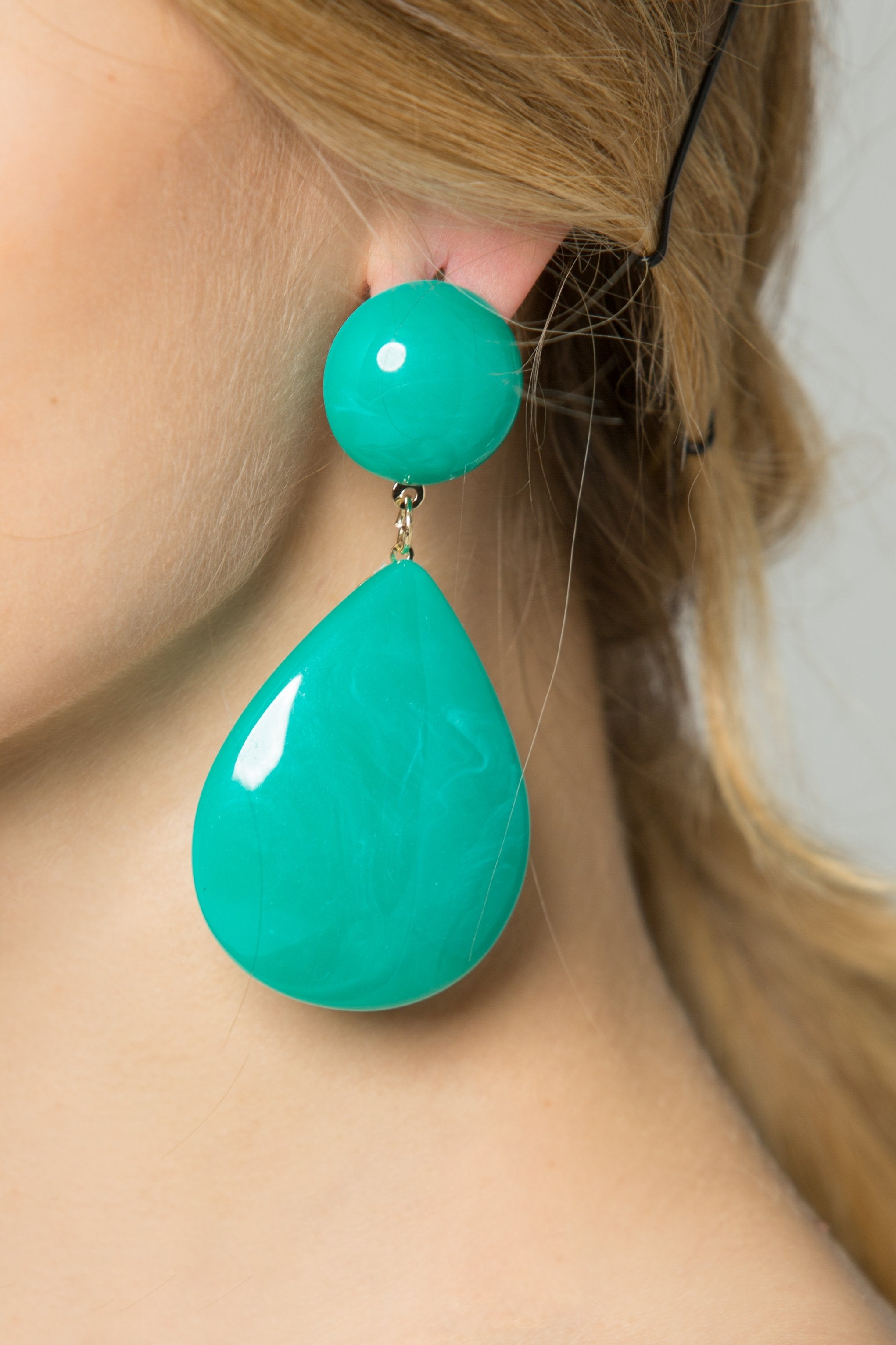 Green Teardrop Drop Earrings