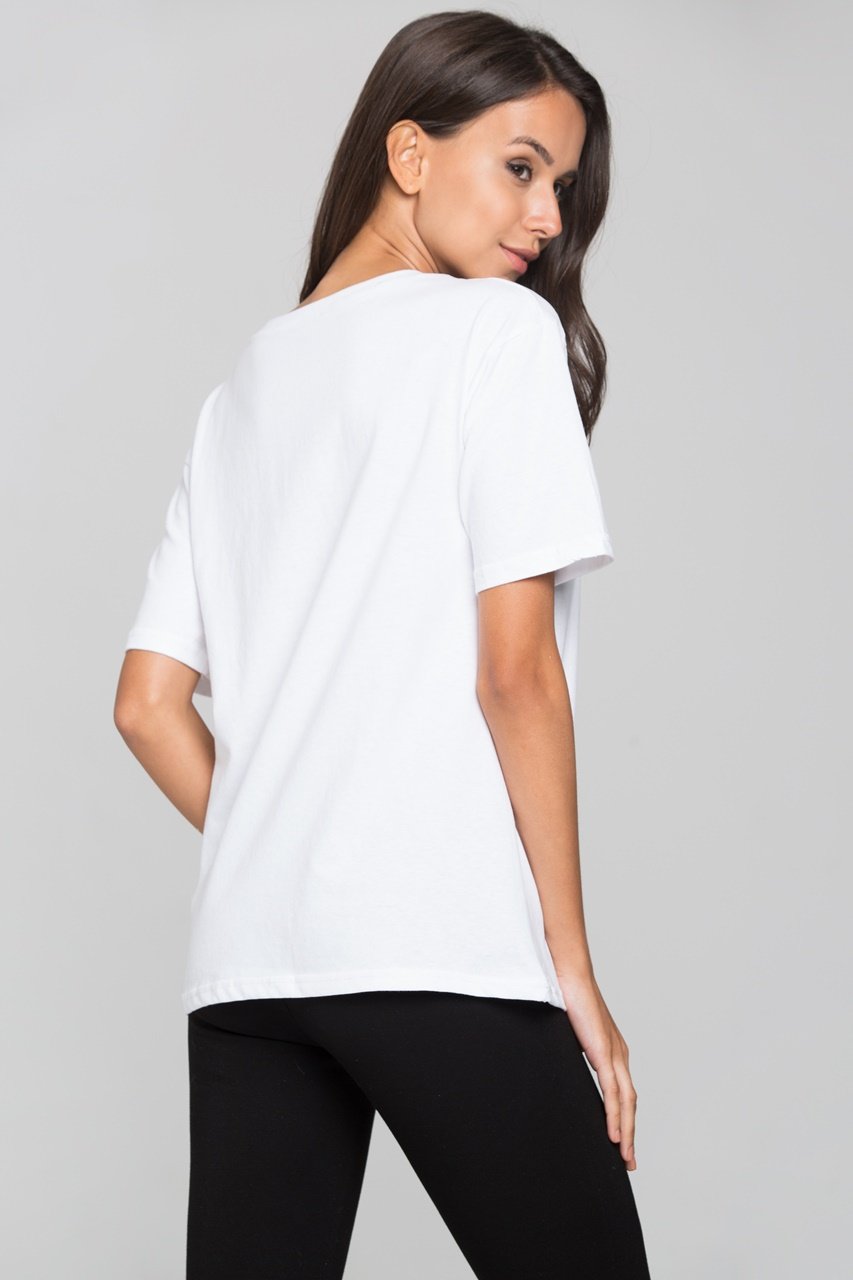 White Over-sized T-shirt with Single Heart Embroidery