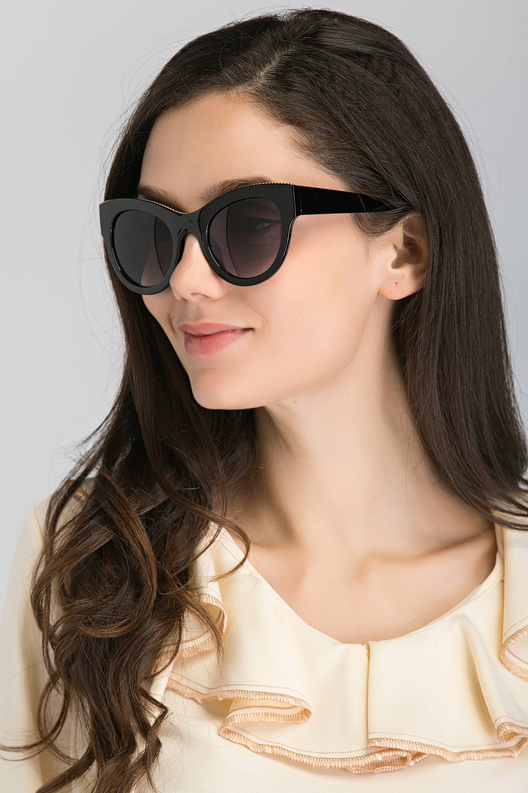 Black Glossy Frame Cat Eye Sunglasses