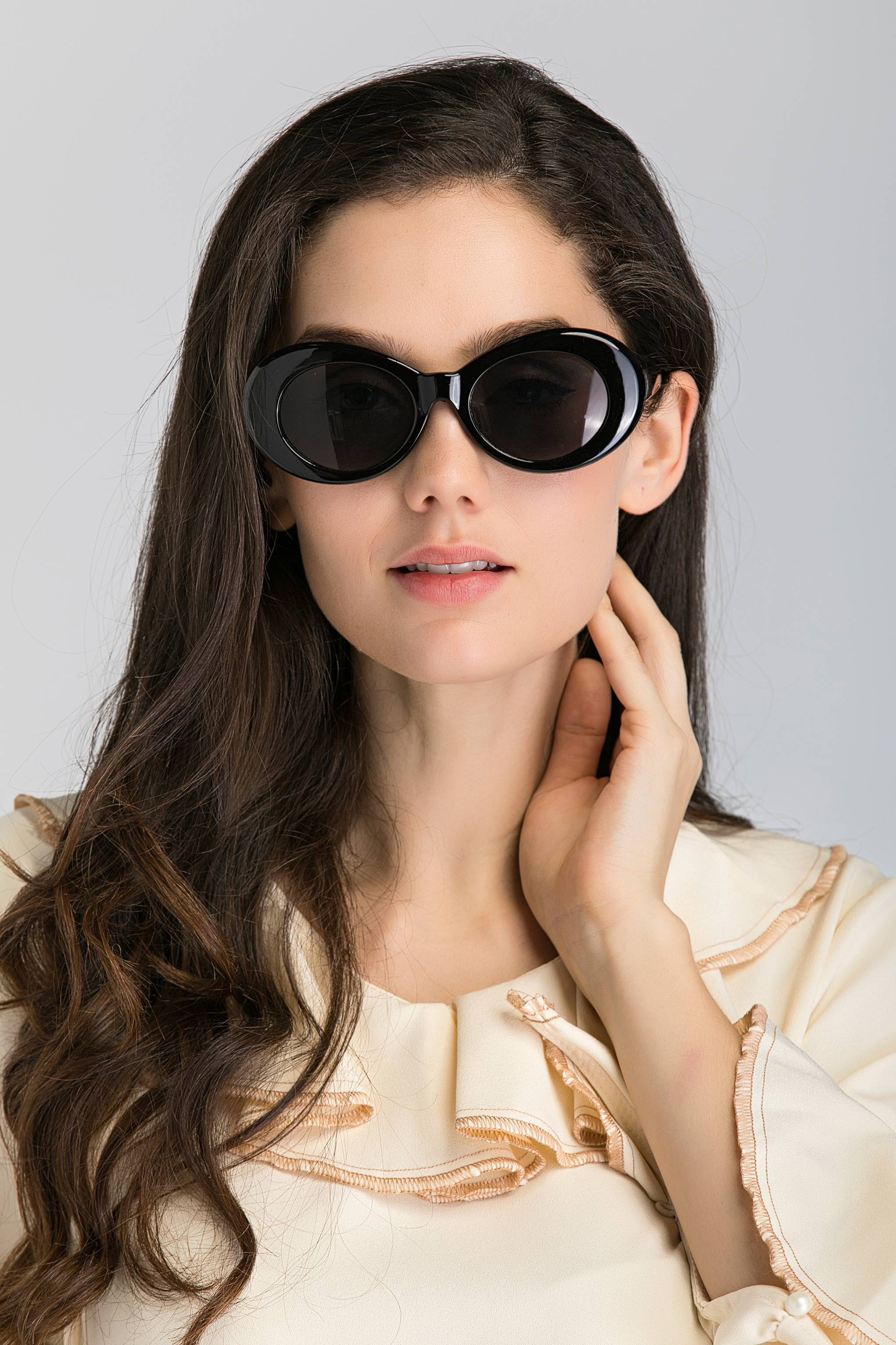 Black Round Slim Cat Eye Sunglasses
