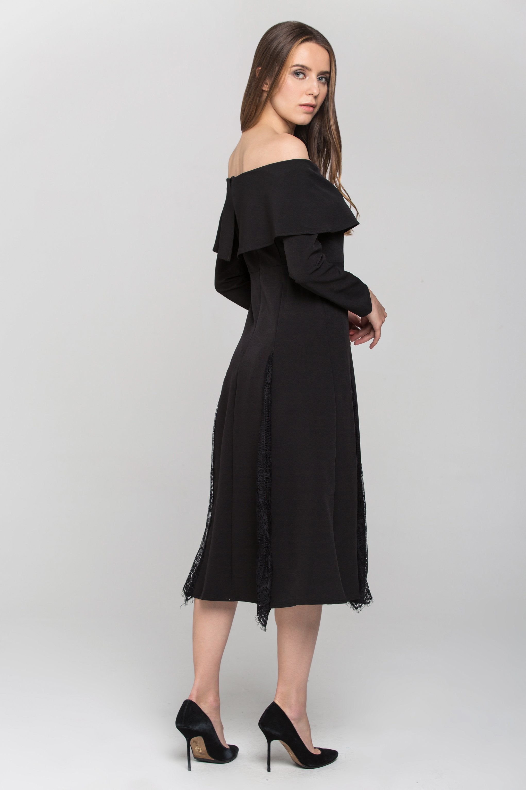 Black Sleeved Bardot Lace Panel Maxi Dress
