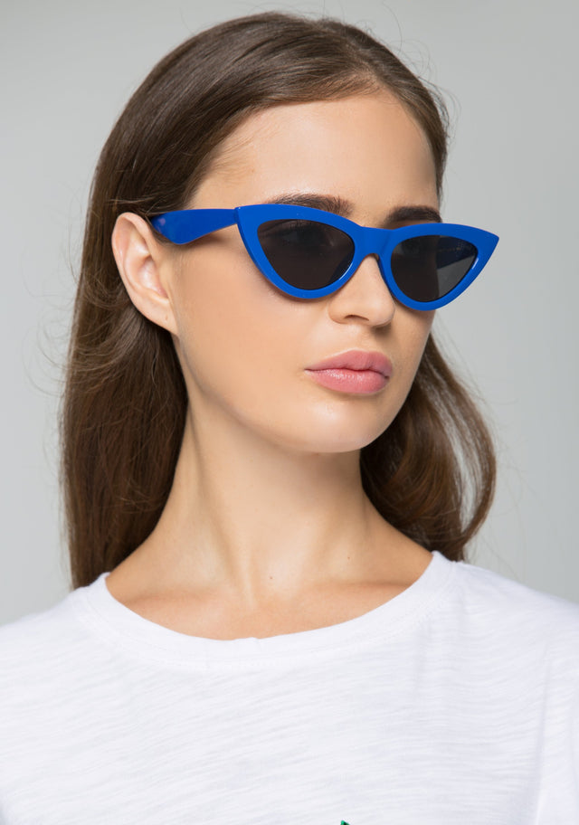 Blue Vintage Pointy Slim Cat Eye Sunglasses