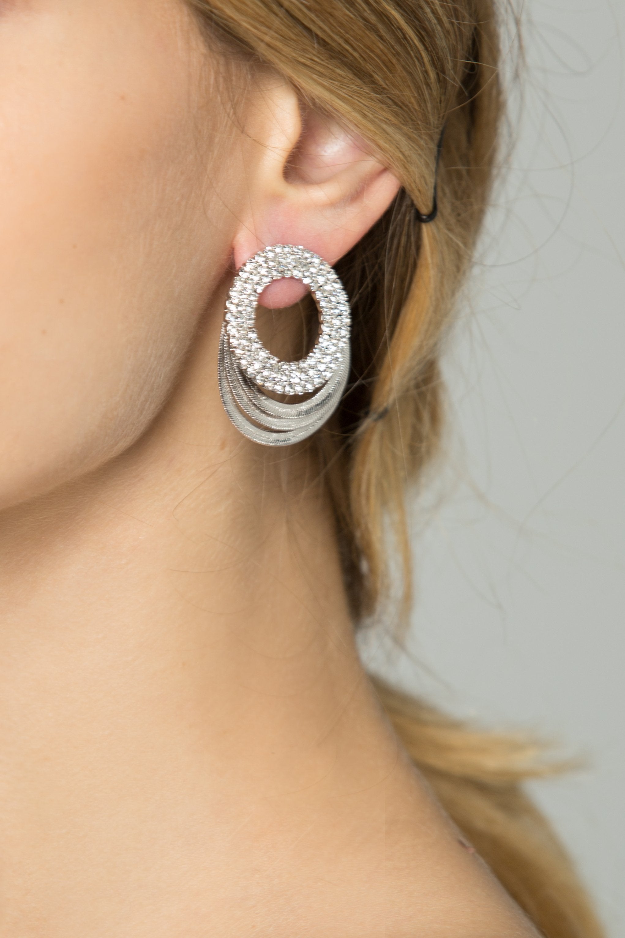 Embellished Round-plates Stud Earrings