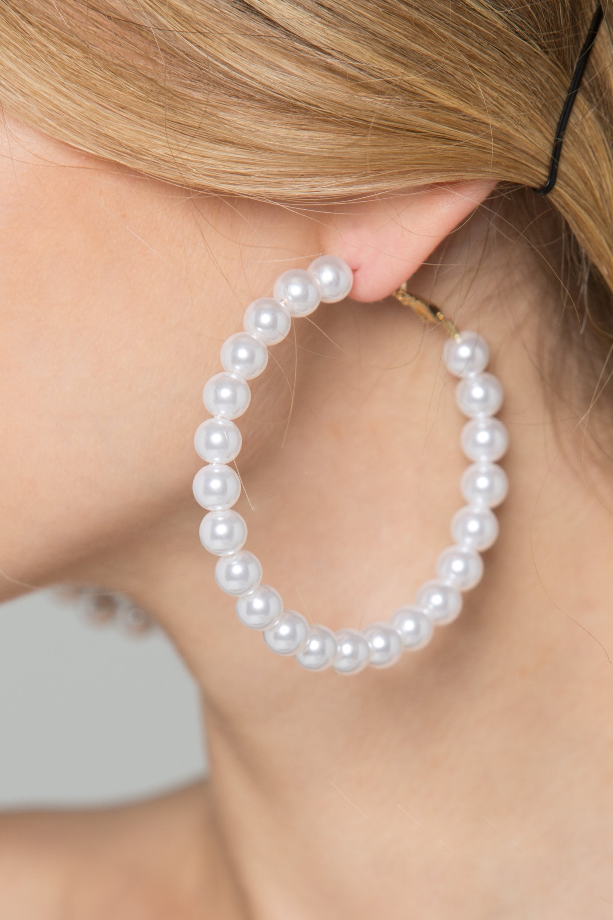 Faux Pearl Round Hoop Earrings