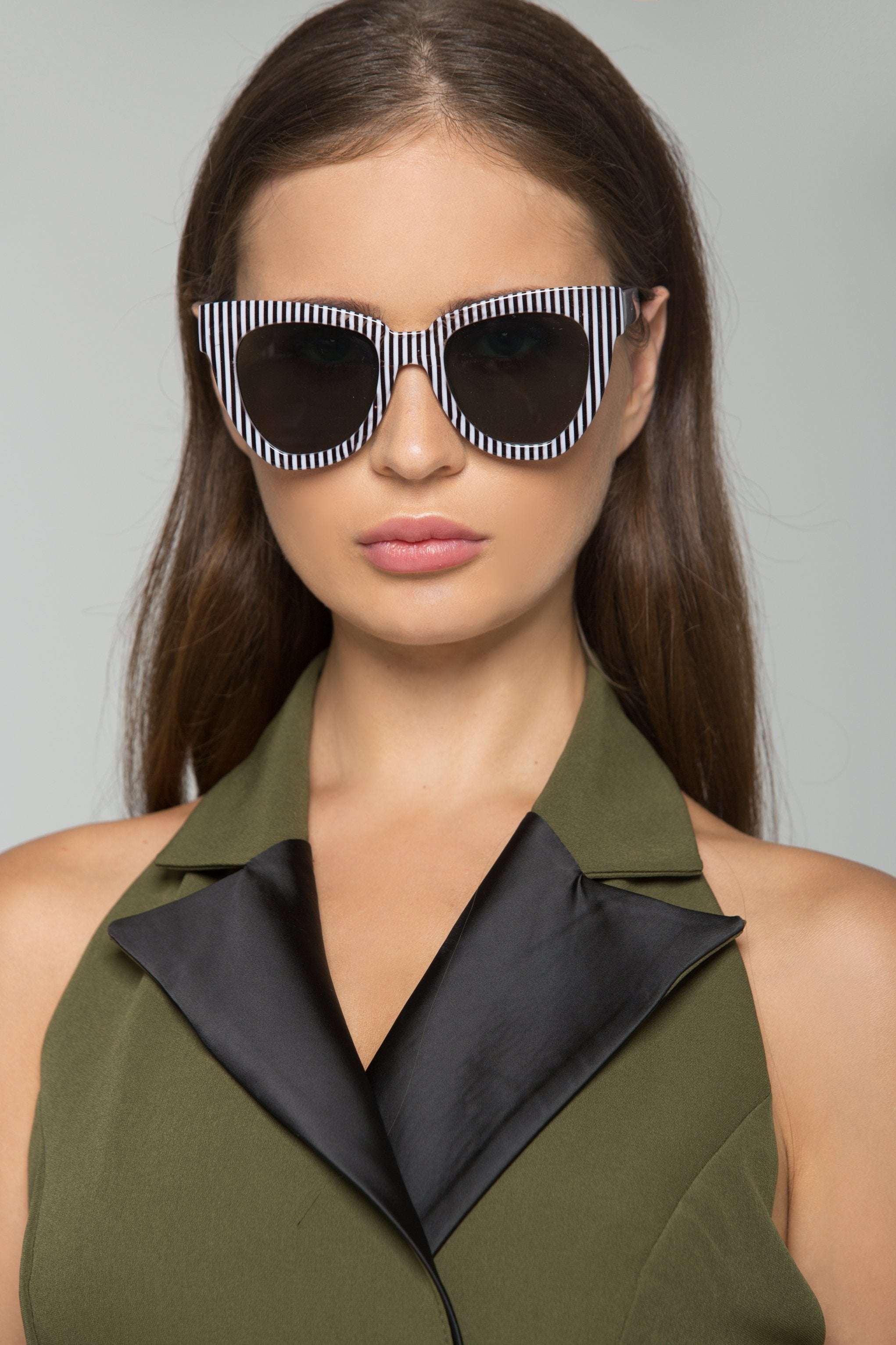 Striped Retro Cat Eye Sunglasses