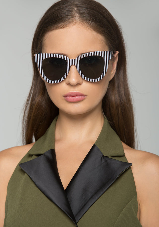 Striped Retro Cat Eye Sunglasses