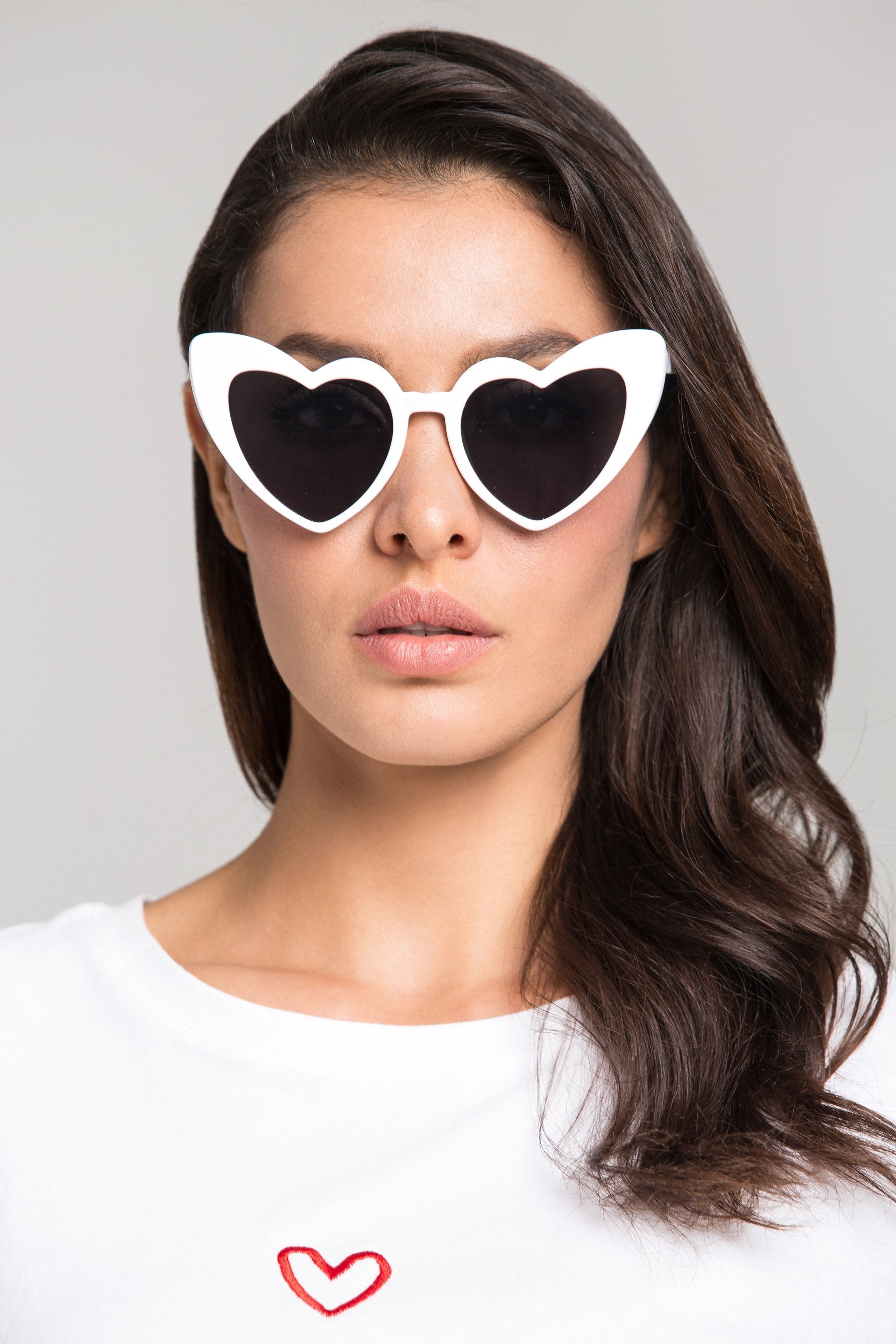 White Heart Frame Sunglasses