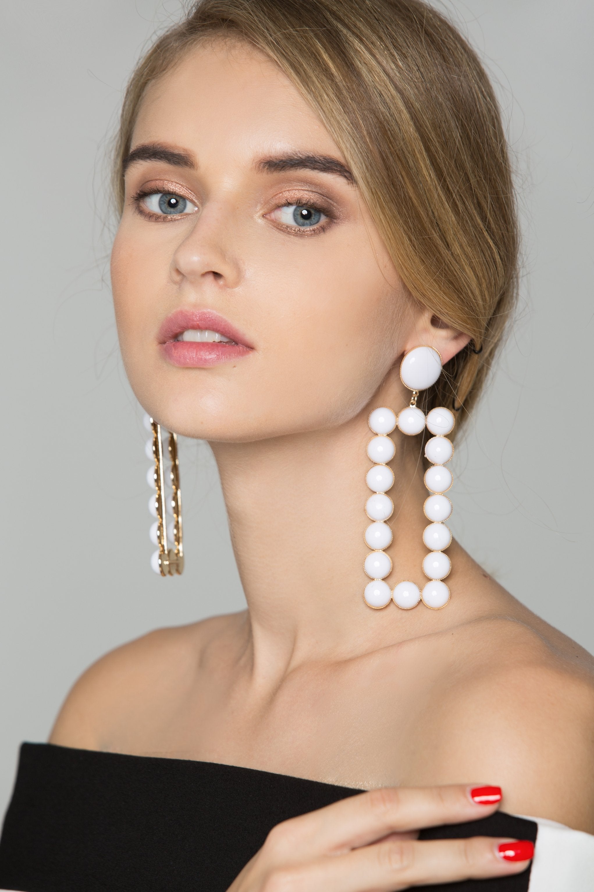 White Rectangle Acrylic Studs Earrings
