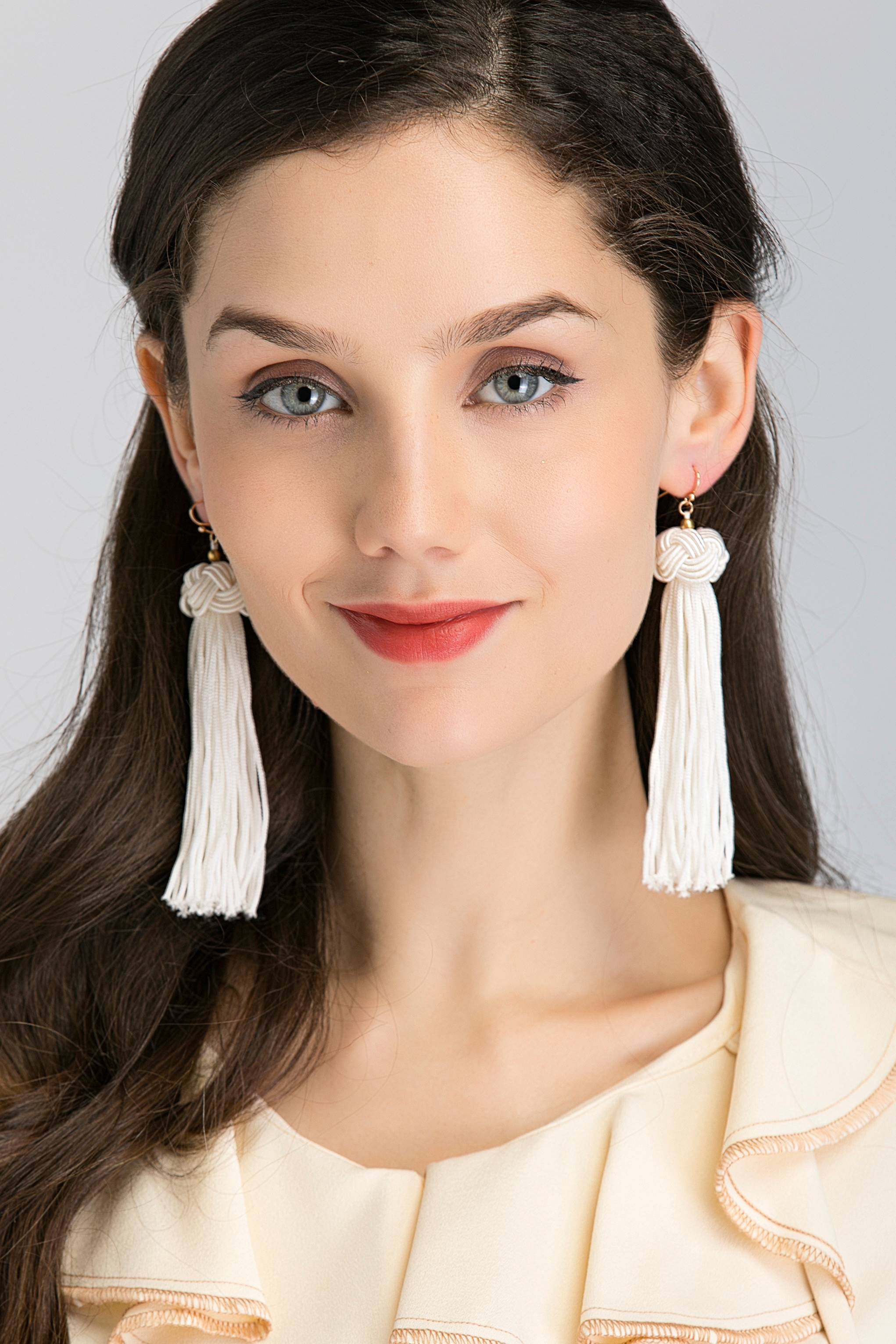 White Round Knot Tassel Earrings