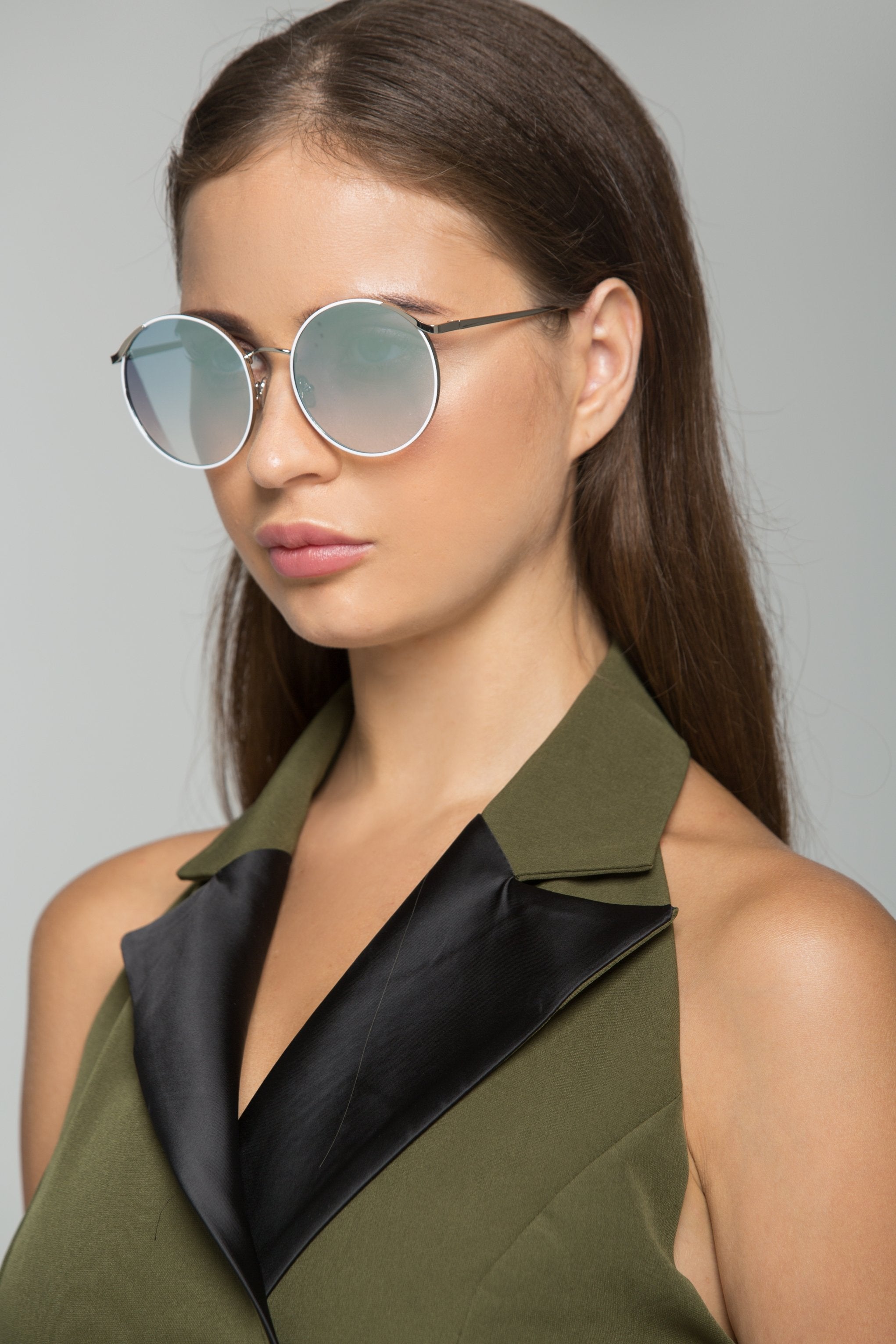 White Trim Rim Round Sunglasses