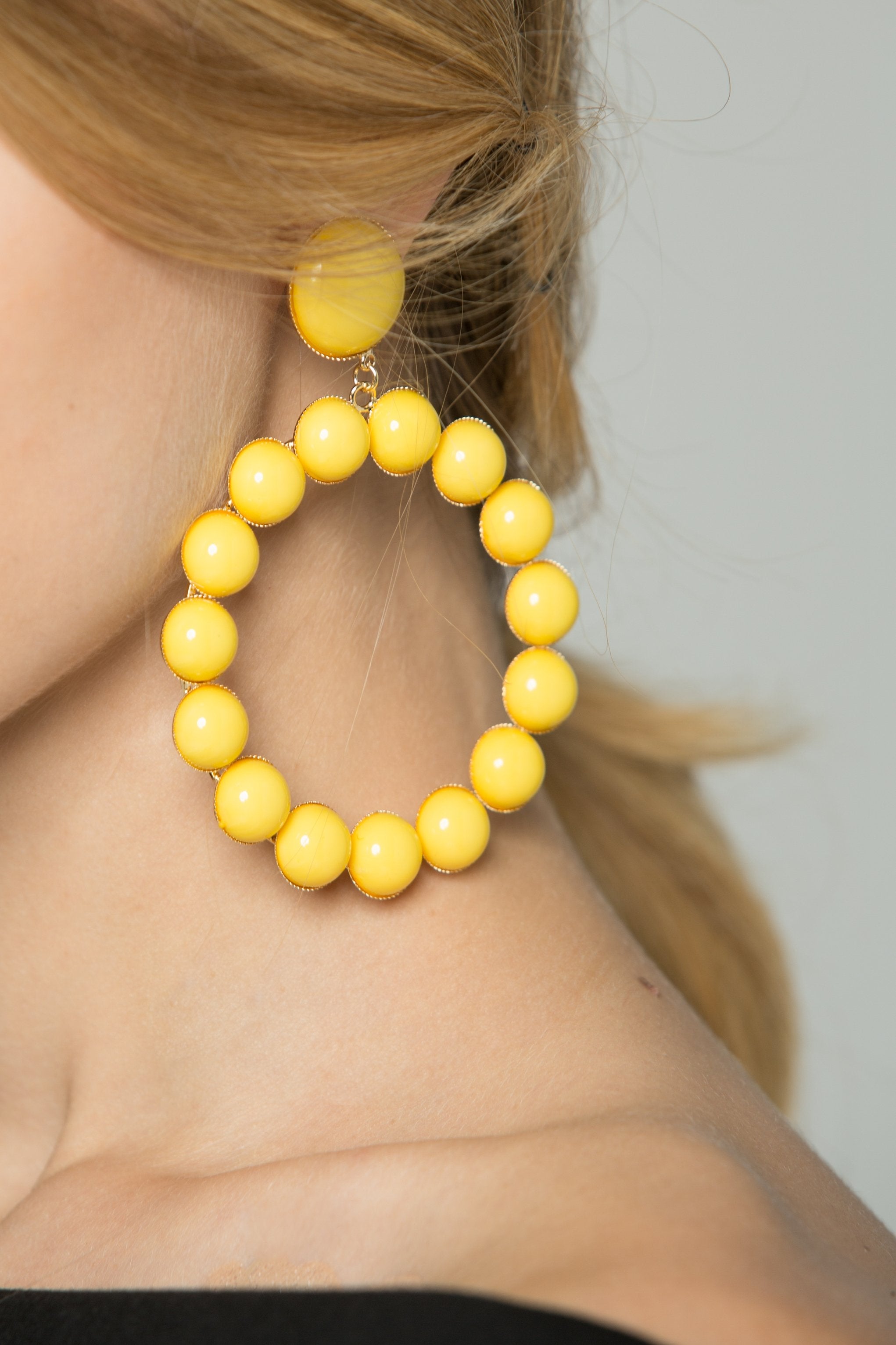 Yellow Round Acrylic Studs Earrings